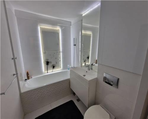 Apartament 3 camere, S 70mp, mobilat, zona Golden Tulip.