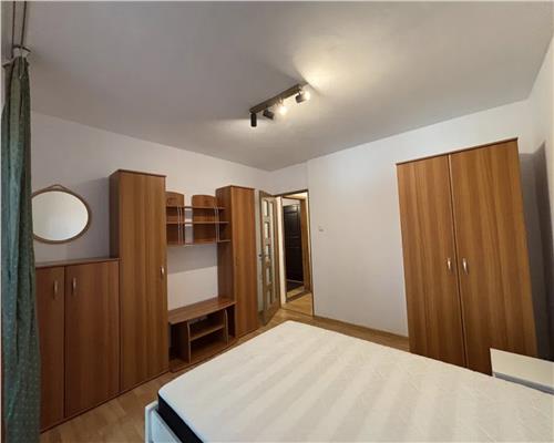 Apartament 2 camere, decomandat, zona Pta Zorilor.