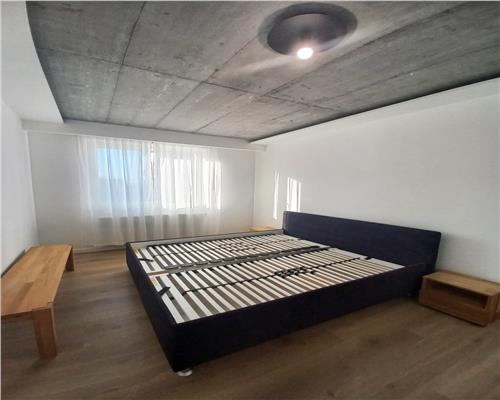 Apartament 3 camere, S 77 mp + gradina, Europa.