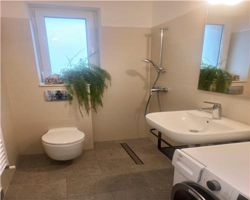 Apartament 3 camere, S 77 mp + gradina, Europa.