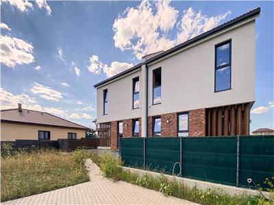 Casa Duplex, 180 mp + 450 mp. teren, Dezmir