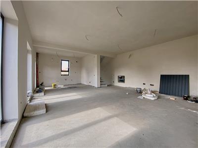 Casa Duplex, 180 mp + 450 mp. teren, Dezmir