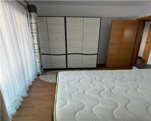 Apartament 3 camere, bloc nou, zona Iulius Mall.