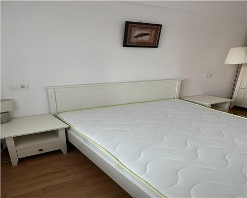 Apartament 3 camere, bloc nou, zona Iulius Mall.