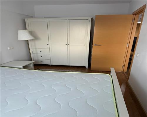 Apartament 3 camere, bloc nou, zona Iulius Mall.