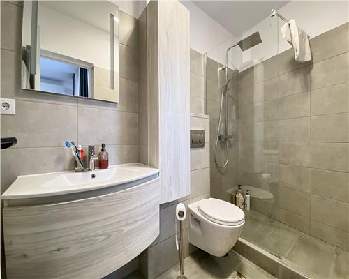 Apartament 3 camere finisat, mobilat, bloc nou, str. Fabricii