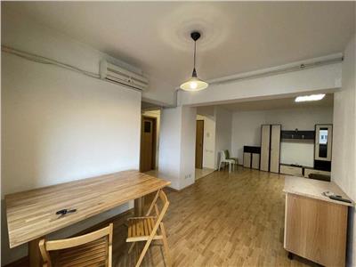 Apartament 3 camere, S 85 mp, mobilat, Semicentral.
