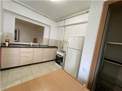 Apartament 3 camere, S 85 mp, mobilat, Semicentral.