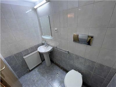 Apartament 3 camere, S 85 mp, mobilat, Semicentral.