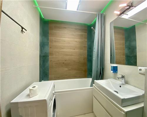 Apartament 2 camere, LUX, mobilat, Andrei Muresanu Sud.