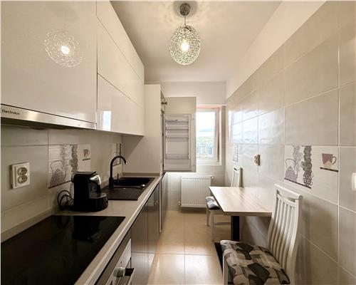 Apartament 2 camere, mobilat, zona Iulius Mall.
