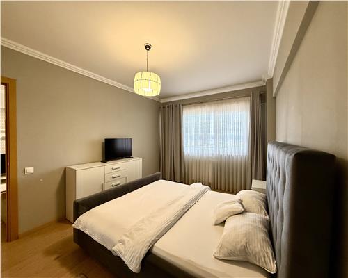 Apartament 2 camere, mobilat, zona Iulius Mall.