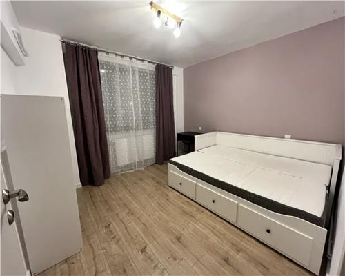 Apartament 3 camere, mobilat, zona Interservisan.