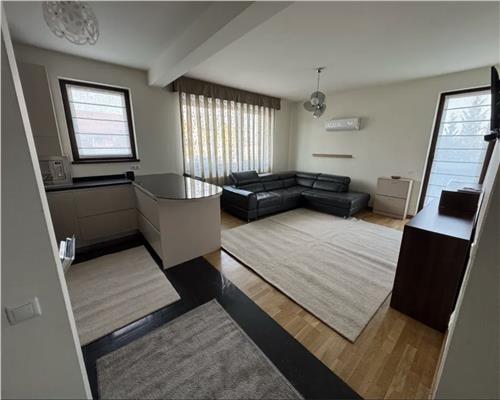 Apartament 2 camere, S- 55 mp + gradina, Europa.