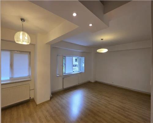 Apartament 2 camere, S 60 mp, Titulescu.