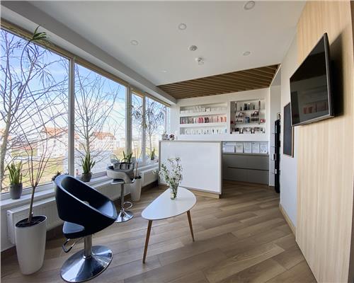 Spatiu comercial, S120mp, 4 parcari, parter, Europa