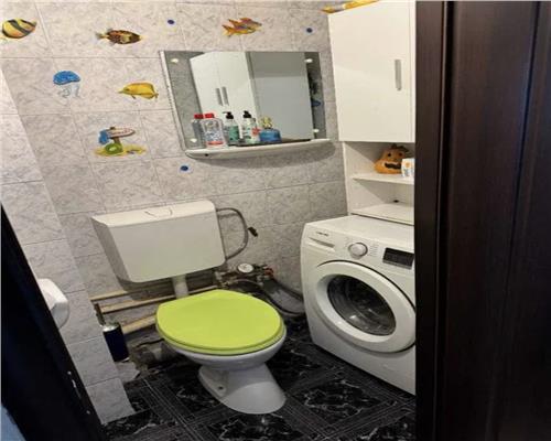 Apartament 2 camere, decomandat, zona BIG Manastur.