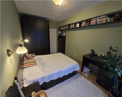 Apartament 2 camere, decomandat, zona FSEGA.