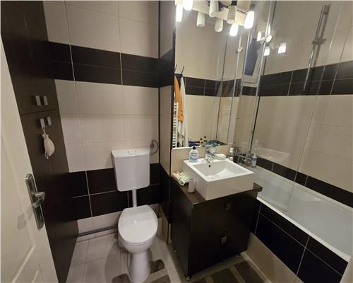 Apartament 2 camere, decomandat, zona FSEGA.