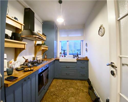 Apartament 2 camere, decomandat, bloc nou, parcare, Europa.