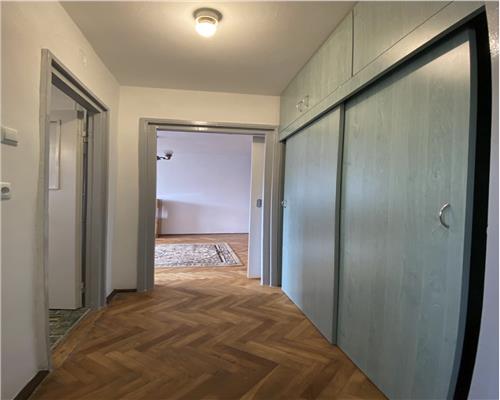 Apartament 2 camere, S 50 mp + 5 mp balcon, Gheorghieni.