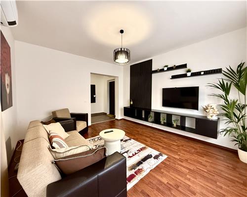 Apartament 3 camere, decomandat, Buna Ziua.