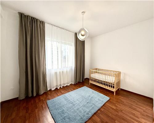Apartament 3 camere, decomandat, Buna Ziua.