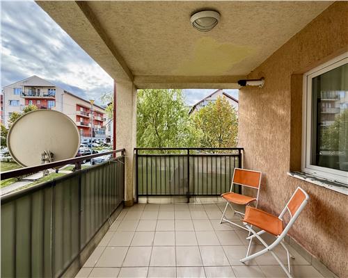 Apartament 3 camere, decomandat, Buna Ziua.