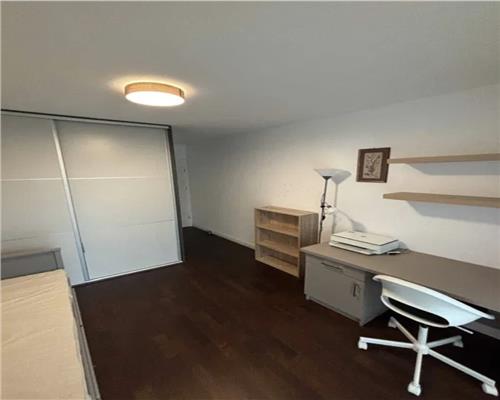 Apartament 3 camere, S 72 mp, mobilat,  Andrei Muresanu.