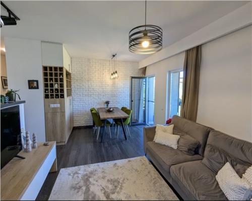 Apartament 2 camere, bloc tip vila, mobilat, parcare, Borhanci.