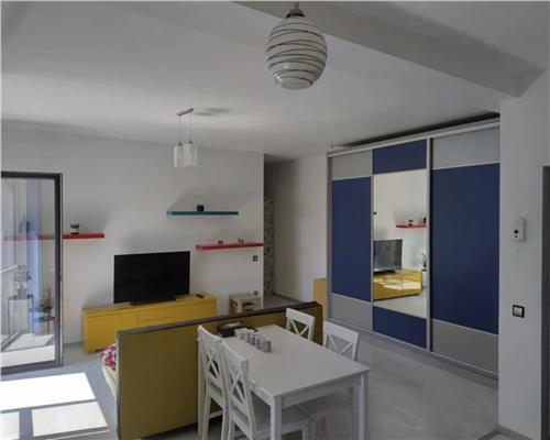 Apartament 3 camere, S 75 mp, Pta Mihai Viteazul.