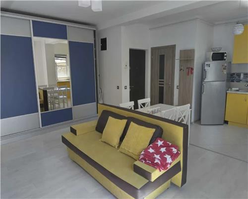 Apartament 3 camere, S- 75 mp, P-ta Mihai Viteazul.