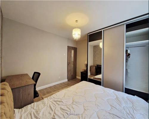 Apartament 3 camere, decomandat, mobilat, utilat, Zorilor.
