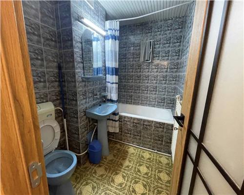 Apartament 2 camere, decomandat, Pta Ion Mester.