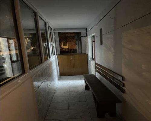 Apartament 2 camere, decomandat, Pta Ion Mester.