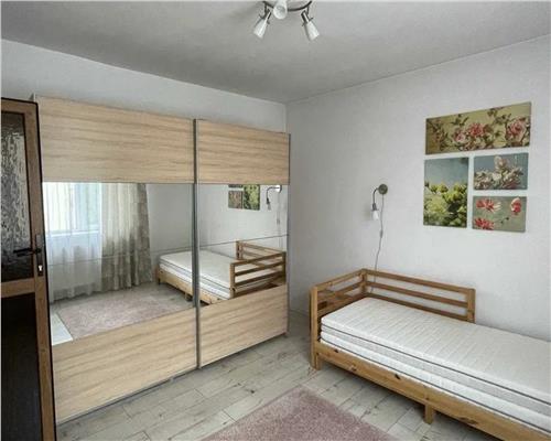 Apartament 2 camere, mobilat, Semicentral.