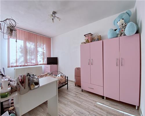 Apartament 3 camere, S 65 mp + balcon, boxa, Gheorghieni.