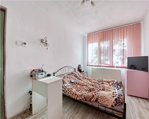 Apartament 3 camere, S 65 mp + balcon, boxa, Gheorghieni.