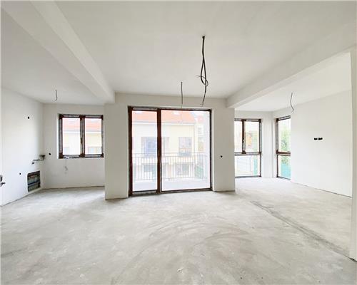 Duplex in Baciu Su97 mp + 98 mp pod amenajabil, parcare