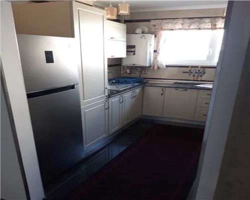 Apartament 2 camere, decomandat, bloc nou, parcare, Europa.