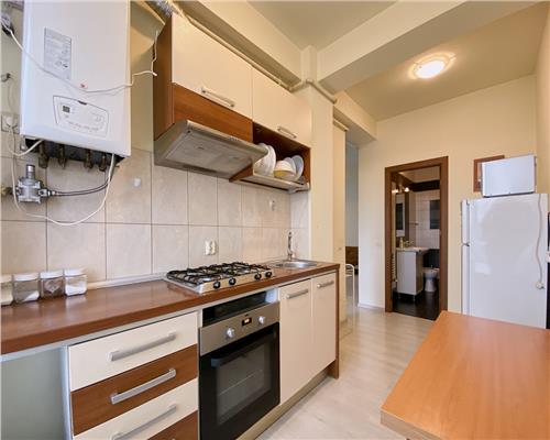 Apartament 2 camere, decomandat, mobilat, utilat, Zorilor.
