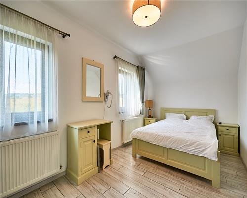 Casa de vacanta in Toplita, langa partia de schi, ideala pentru relaxare si investitie