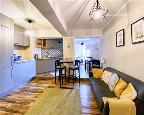 Apartament 3 camere,  Piata  Cipariu