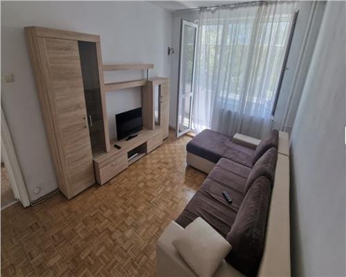 Apartament 3 camere, decomandat, mobilat, Eremia Grigorescu.
