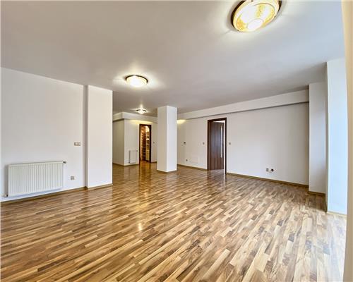 Apartament 3 camere, S94 mp. + terasa 17 mp, parcare, Borhanci.