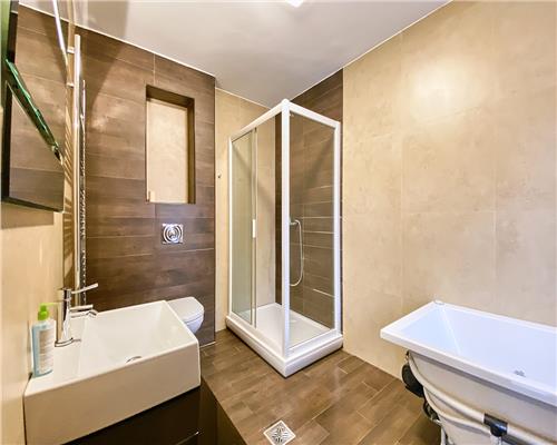 Apartament 3 camere, S94 mp. + terasa 17 mp, parcare, Borhanci.