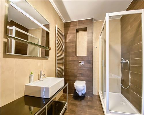 Apartament 3 camere, S94 mp. + terasa 17 mp, parcare, Borhanci.