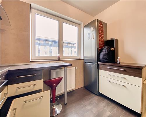 Apartament 3 camere, S94 mp. + terasa 17 mp, parcare, Borhanci.