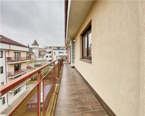 Apartament 3 camere, S94 mp. + terasa 17 mp, parcare, Borhanci.