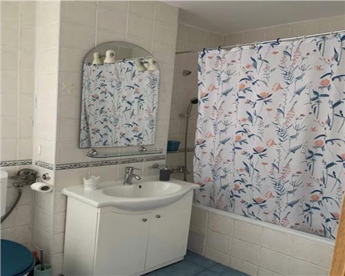 Apartament 2 camere, decomandat, parcare, Zorilor.